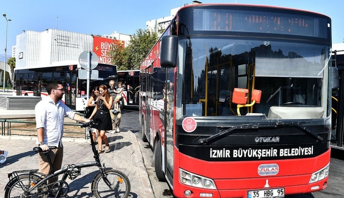 İzmir'de katlanır bisikletler otobüsleri kullanabilecek