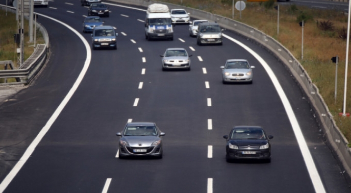 İstanbul-İzmir otoyolundan 26 günde 2,5 milyon araç geçti