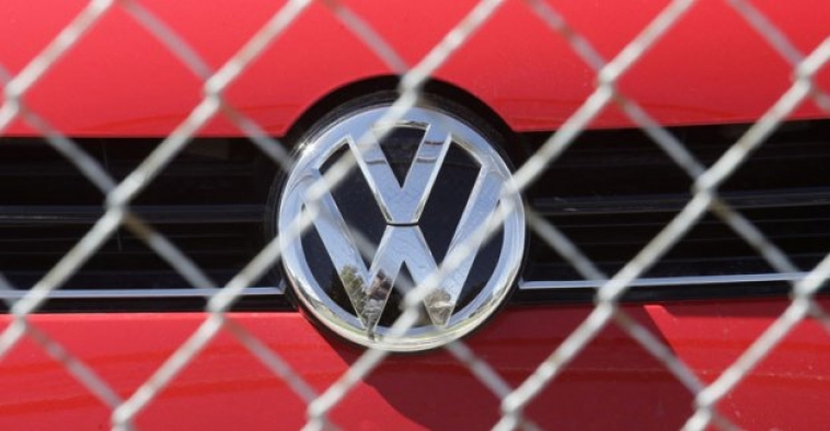 Egzozlardaki manipülasyon Volkswagen'i zor durumda bıraktı