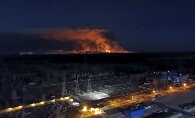Ukrayna'da yangın, nükleer santrale yaklaştı!