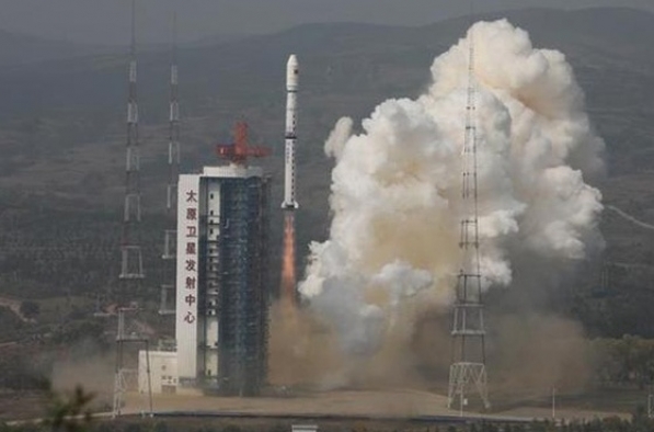 Çin, 2 çevresel gözlem uydusu fırlattı