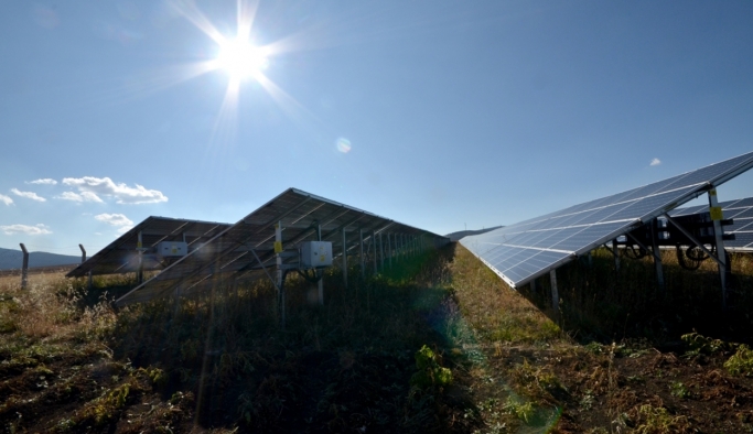Kış kentinde güneş enerjisiyle 3 bin hanenin elektrik ihtiyacını karşılıyor