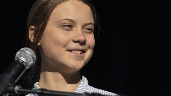 İklim aktivisti Greta Thunberg'den çok dilli Noel kutlaması