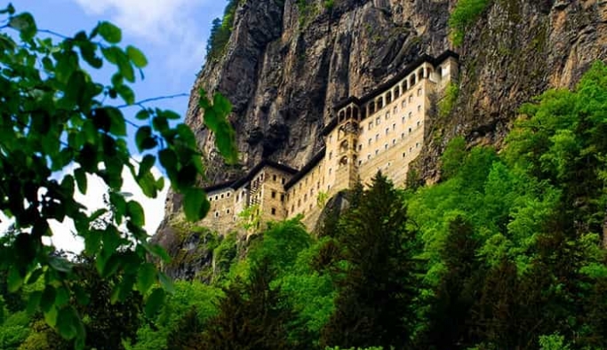 Sümela Manastırı'nın Dünya Miras Listesi'ne alınması hedefleniyor