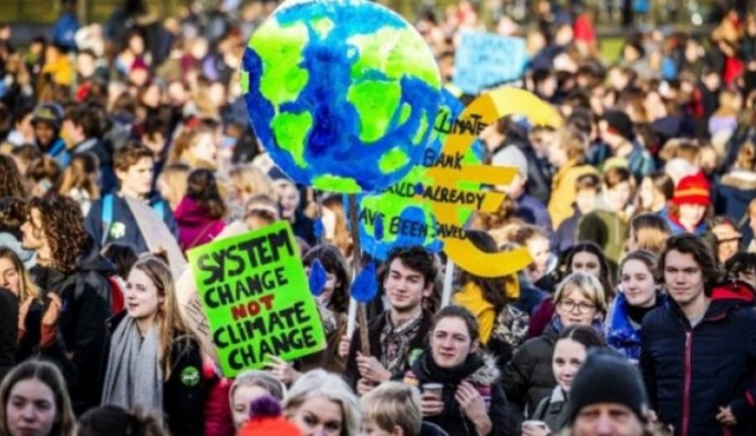 Dünyanın dört bir yanında iklim grevleri: Acil harekete geçme talebi öne çıkıyor