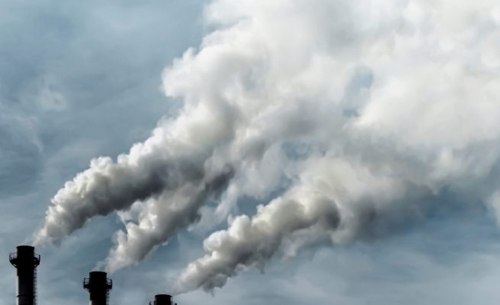 Sanayi tesisleri ‘kirletici salım’ miktarlarını yıllık olarak raporlayacak