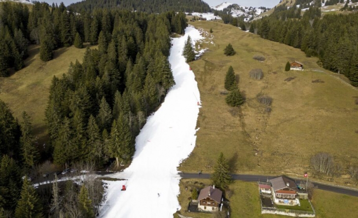 Avrupa’da Rekor Kıran Sıcaklıklar Kayak Pistlerinin Kapanmasına Neden Oluyor