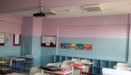 Büyükşehir İzmir’in okullarına destek vermeye devam ediyor