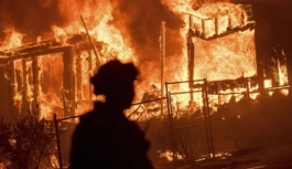 Avustralya’daki orman yangınI: 30 ev yandı