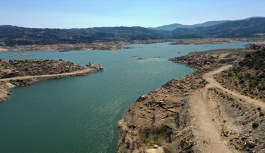 Kuraklık Adnan Menderes Barajı'nı vurdu; doluluk oranı yüzde 19'a geriledi