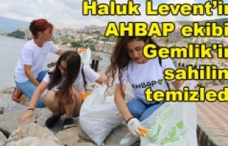 Haluk Levent’in AHBAP ekibi, Gemlik'in sahilini...