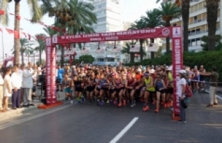 Büyükşehir, “9 Eylül Yarı Maratonu” nu 7....