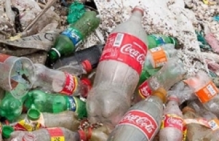En büyük plastik kirleticiler arasında Coca-Cola...