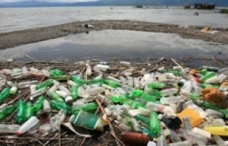 İş Dünyası kirliliğe karşı 'Plastik Girişimi'...
