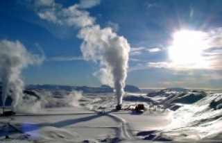 İzlanda geri dönüşümü sürecinde jeotermal enerji...
