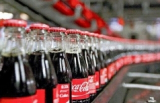 Coca cola daha fazla su isteyince halk ayaklandı
