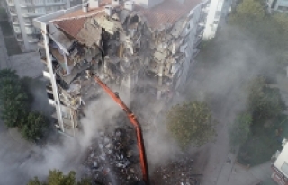 İzmir’in yıkılacak binaları havadan görüntülendi