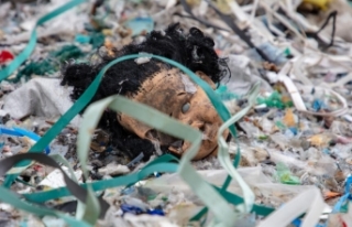 Greenpeace Akdeniz’den Çöp Emperyalizmine bir...