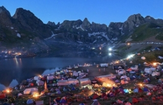 Hakkari Cilo Buzullarında Düzenlenen Festivale Tepki:...